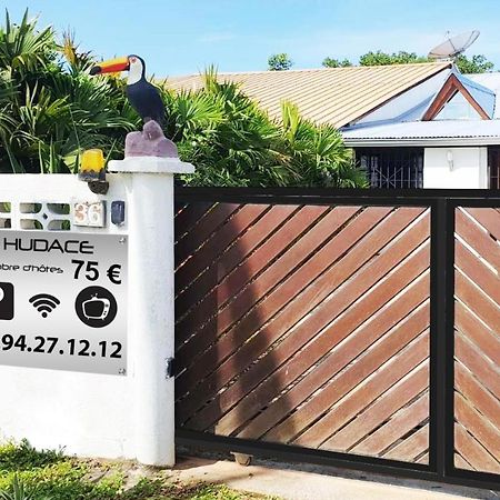 Hudace Bed & Breakfast Saint-Laurent-du-Maroni Bagian luar foto